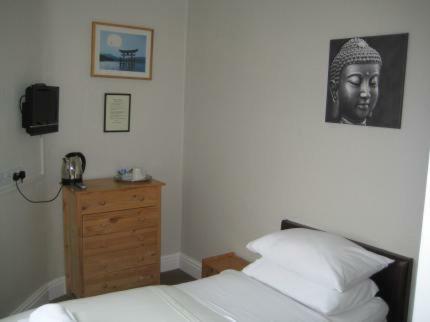 The Kings Arms Bed & Breakfast Wilmslow Bagian luar foto